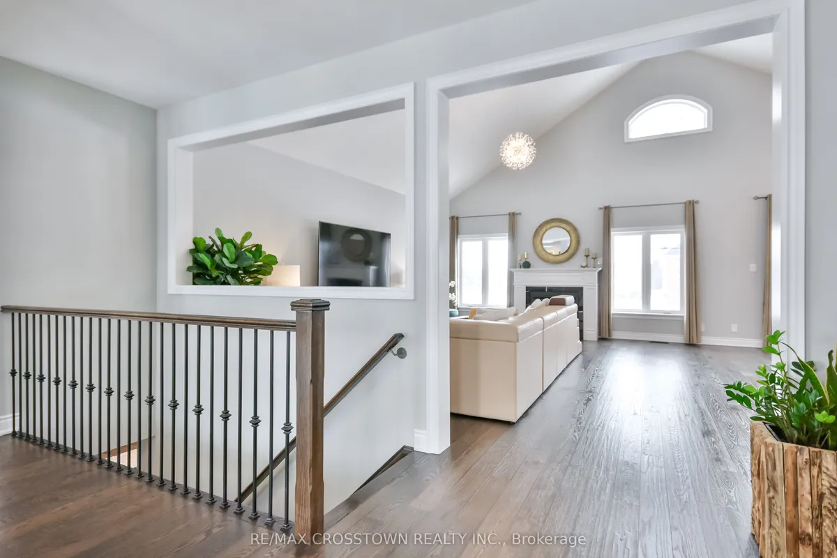 22 Stewart Crescent, ON L0L 2N0