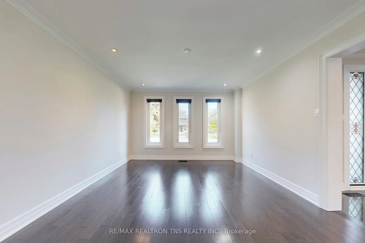 20 Doncrest Road, ON L4B 1A2