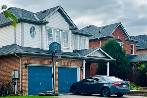 111 Joe Dales Drive, ON L4P 4E5