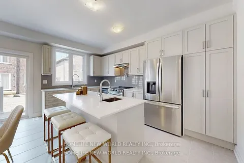 6 Speciosa Street, ON L4E 2Y5