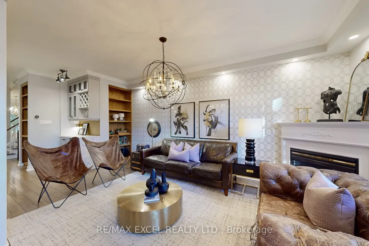 87 The Fairways N/A, ON L6C 2A7