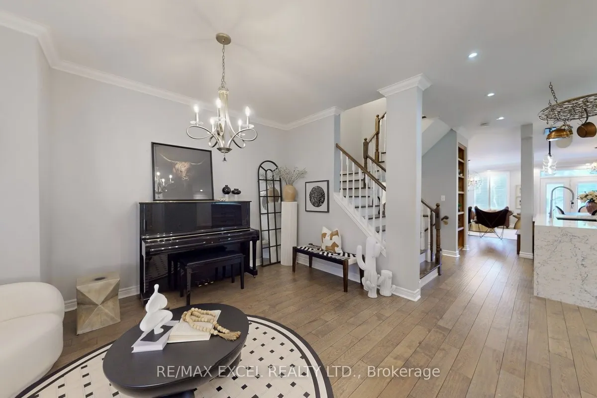 87 The Fairways N/A, ON L6C 2A7