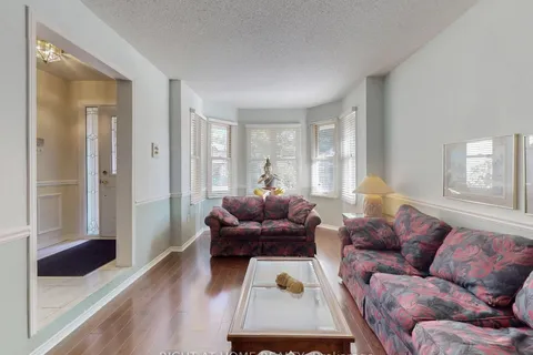 58 Samantha Circle, ON L4B 2R6