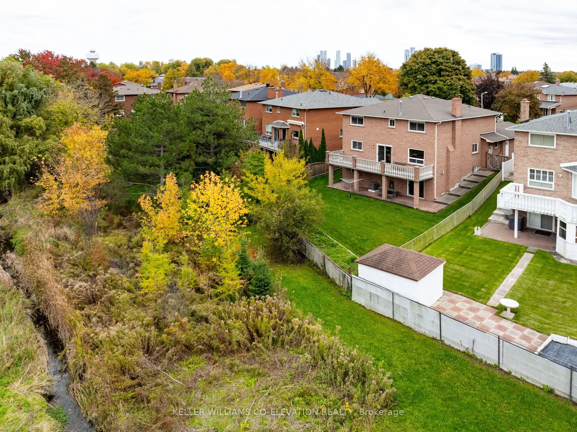 73 Queenston Crescent, ON L4L 4A1