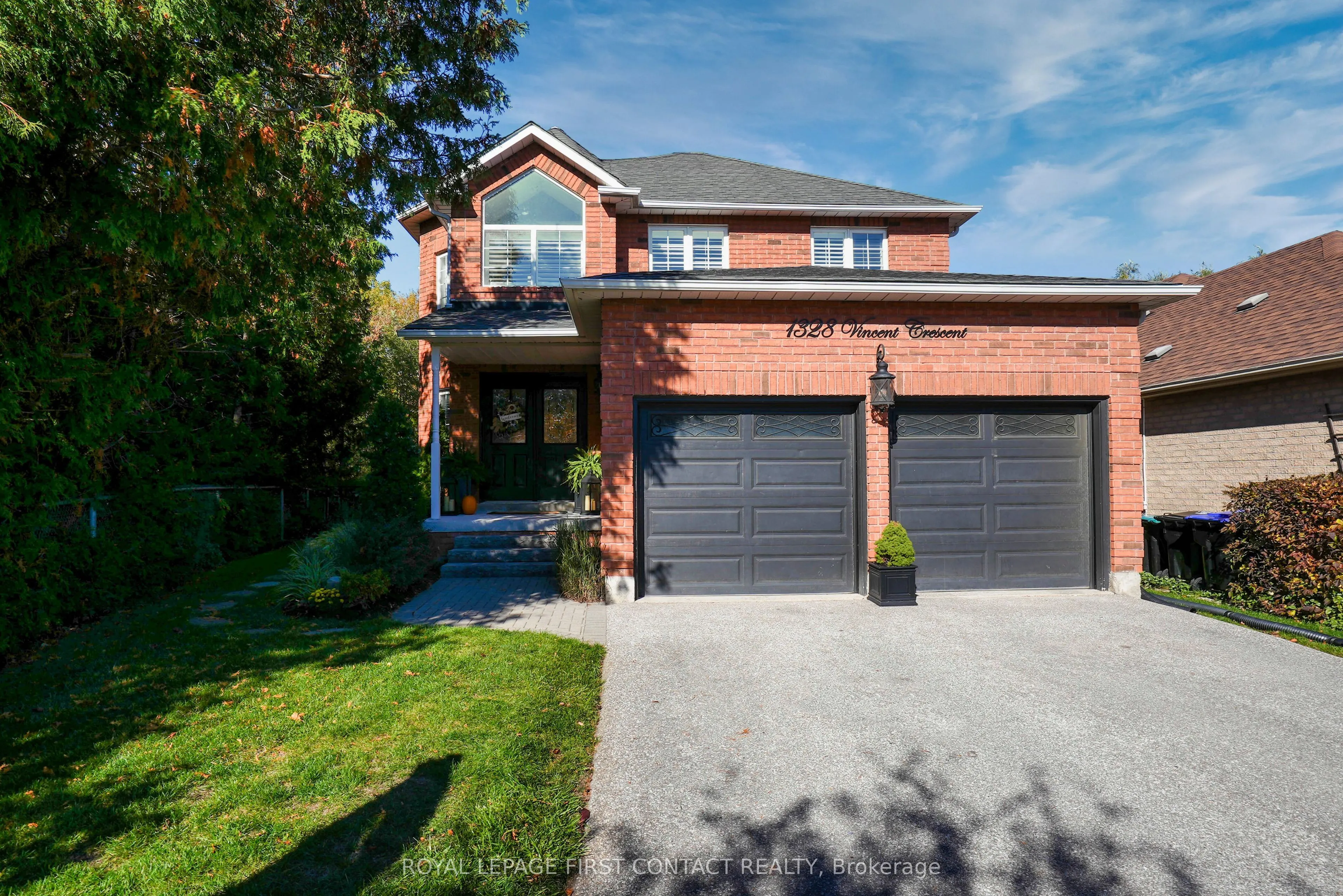 1328 Vincent Crescent, ON L9S 1Z8