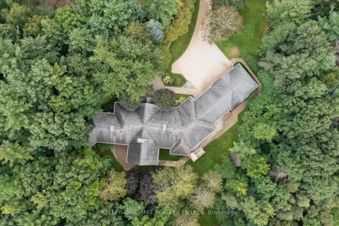 6 Country Heights Drive, ON L4E 3M8