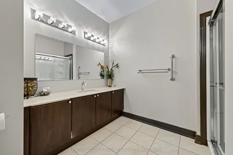 59 Kingsmere Crescent, ON L9R 0K6