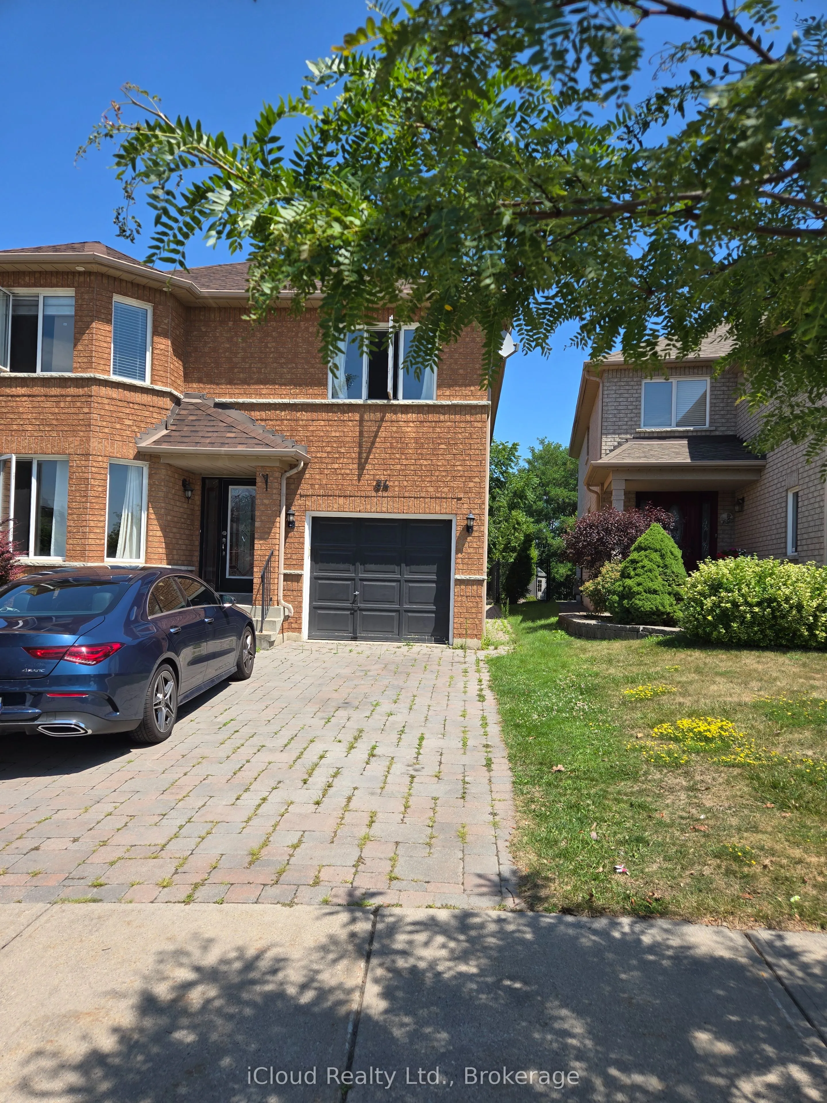 34 Royalpark Way, ON L4H 1J5