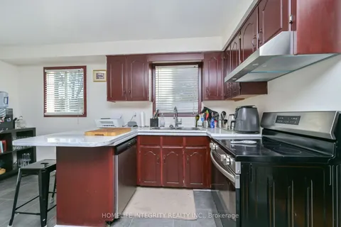 9 Greenaway Street, ON L0G 1W0