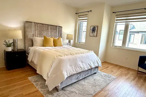 26 Mcalister Avenue, ON L4S 0L3