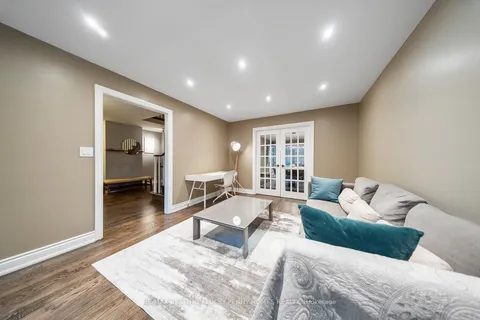 57 Longwater Chase, ON L3R 4A7