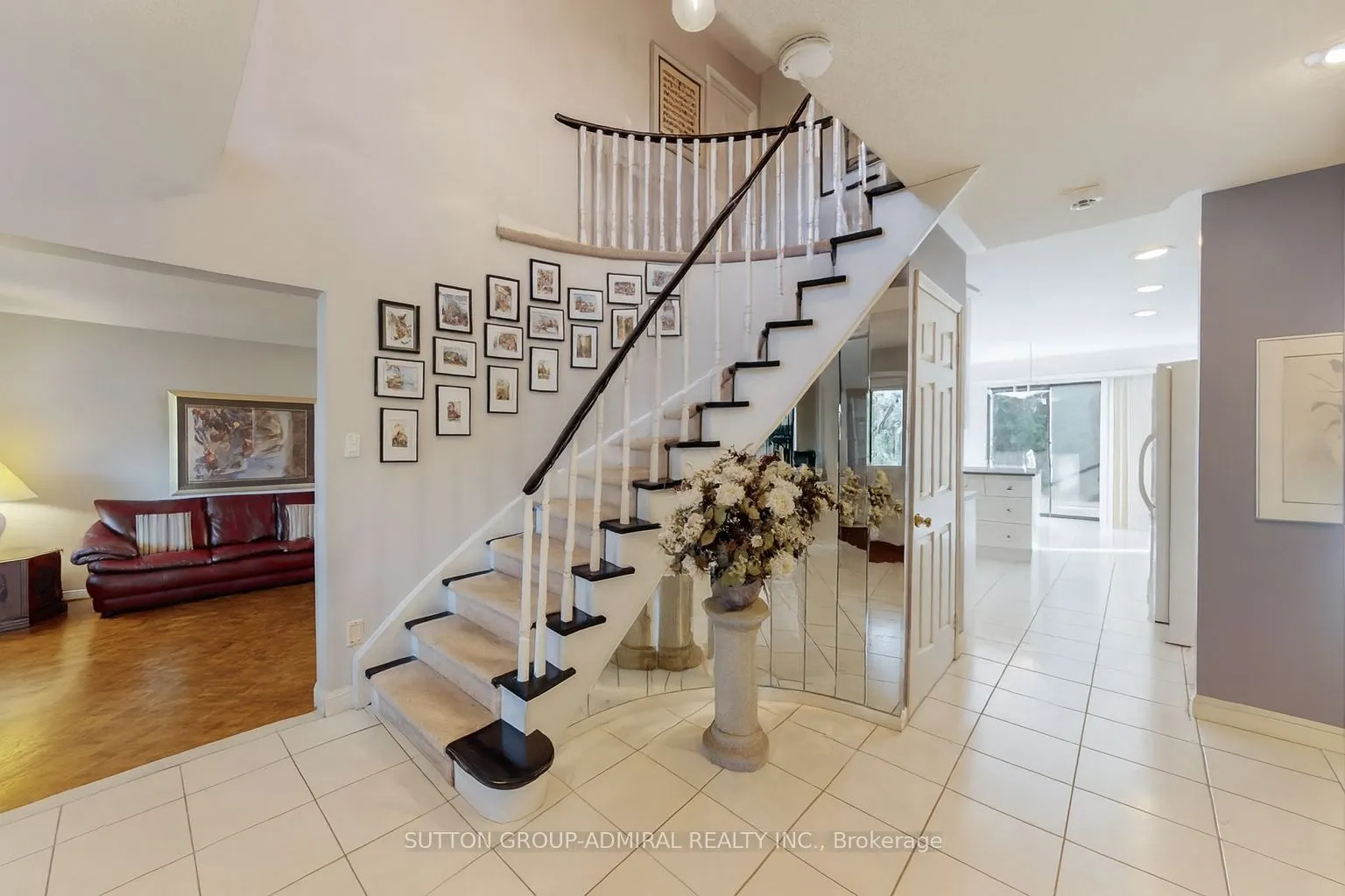 25 Mill Arbour Lane, ON L4J 6K1