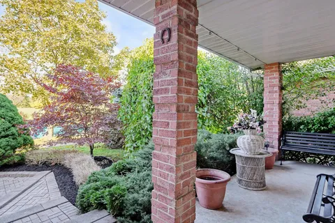 25 Mill Arbour Lane, ON L4J 6K1