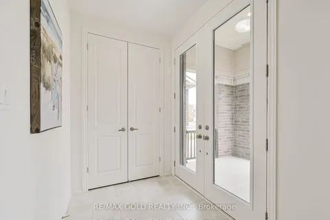 15 Sandhill Crescent, ON L0G 1W0