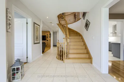 37 Saint Avenue, ON L3Z 3E6