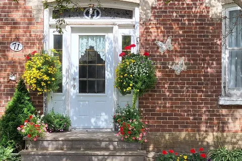 71 High Street, ON L0E 1R0