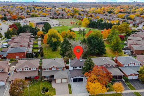 617 Chancellor Drive, ON L4L 4A9