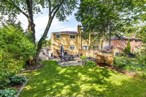 19 Davis Road, ON L4G 2B4