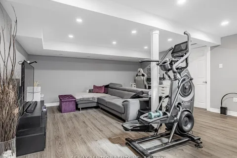 19 Davis Road, ON L4G 2B4