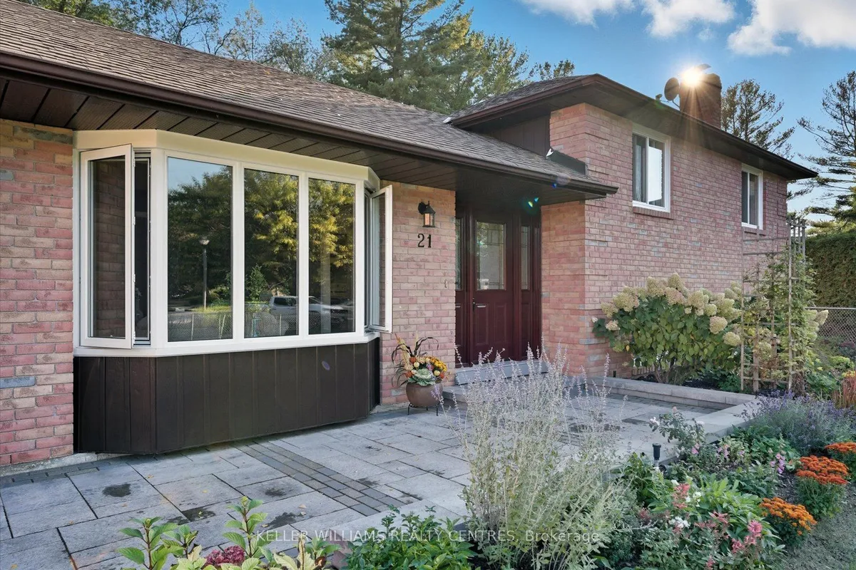 21 Valentini Avenue, ON L9N 1H8