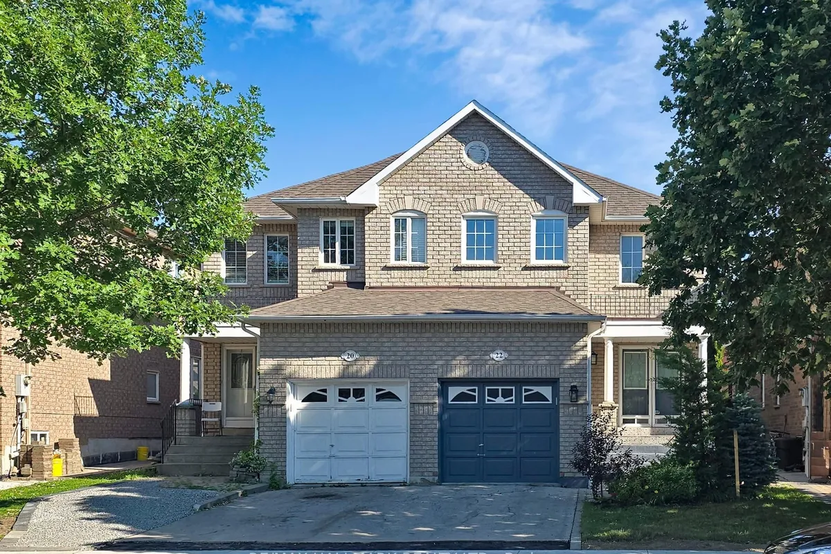 22 Laura Sabrina Drive, ON L4H 1M6