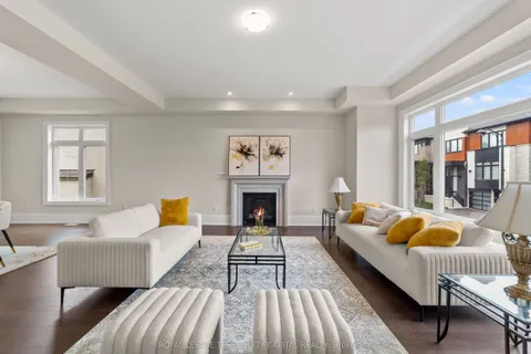 23 Kingwood Lane, ON L4G 3Z7