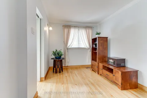 241 Andrew Street, ON L3Y 1H1