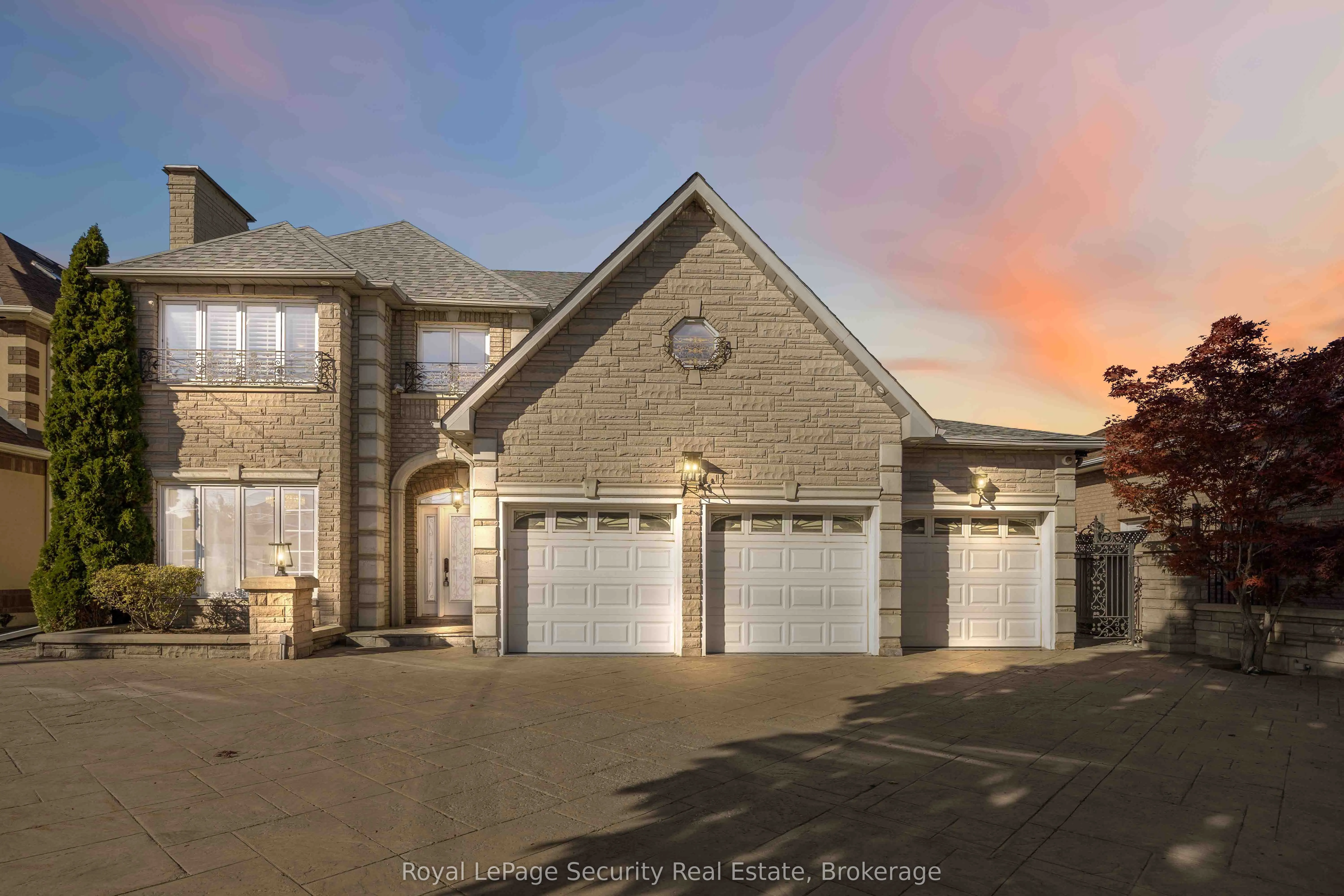 138 Elgin Mills Road, ON L4C 4M2