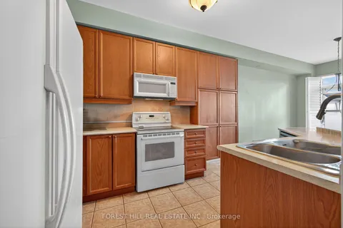 8 Mosswood Road, ON L4J 9C6