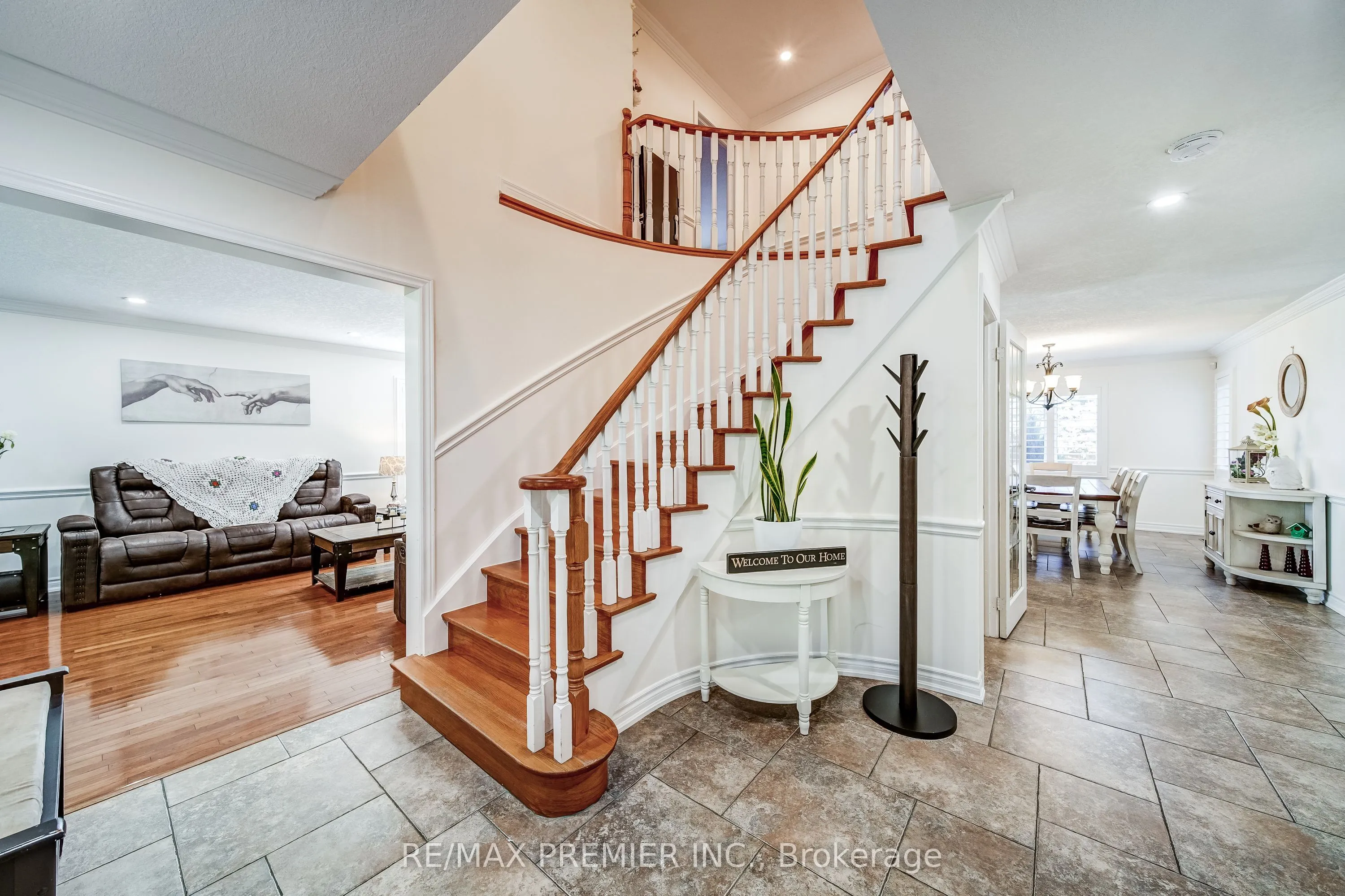 6548 10th Line, ON L0L 2N0