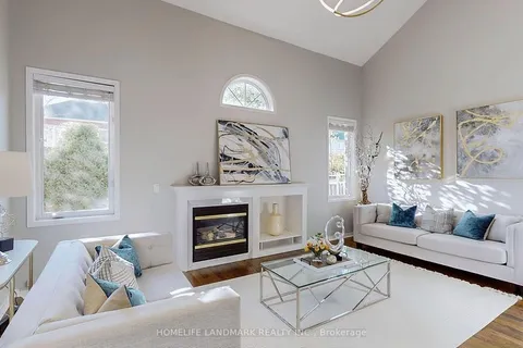 40 Belgrave Square, ON L6C 2T6