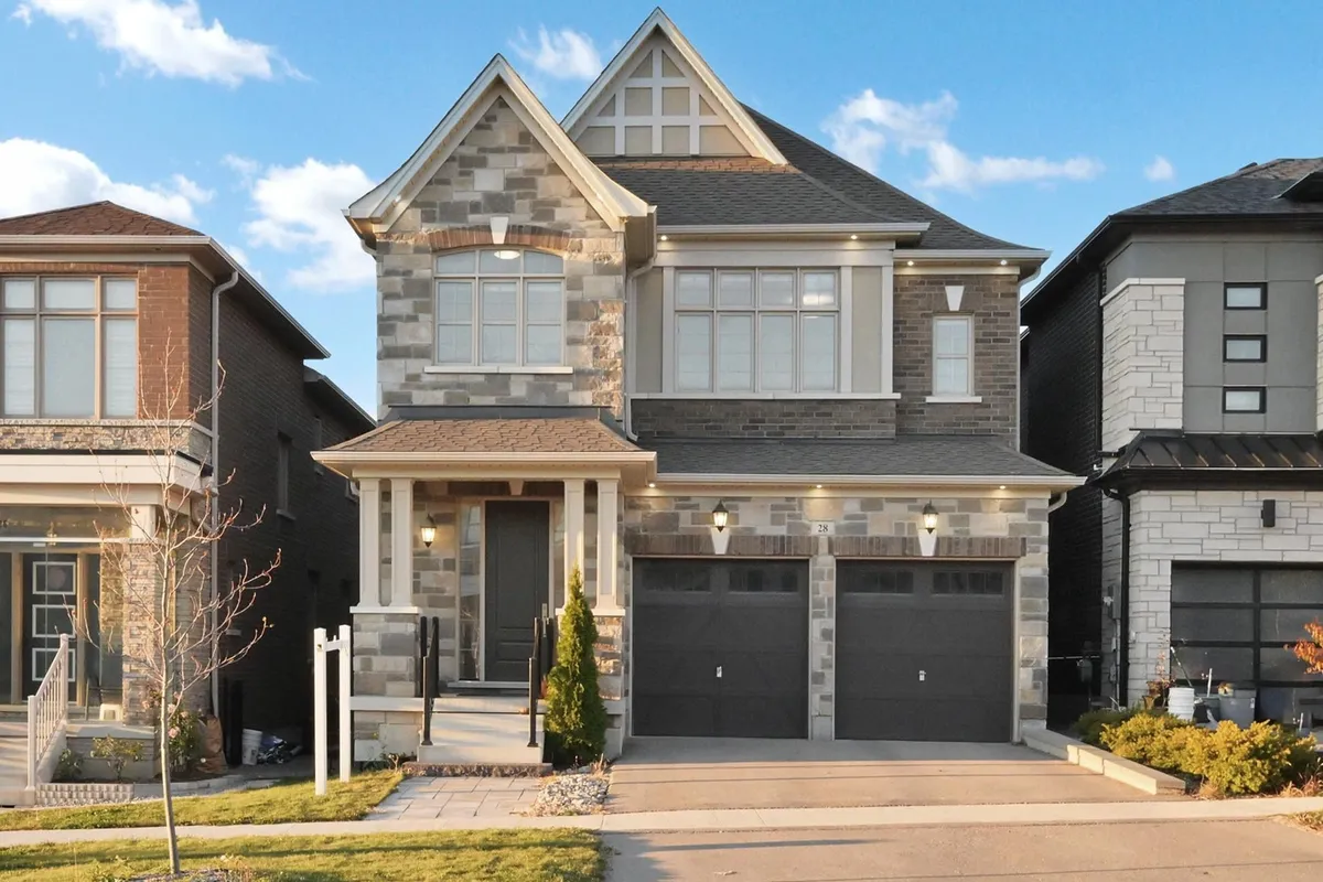 28 Mckean Drive, ON L4A 4V9