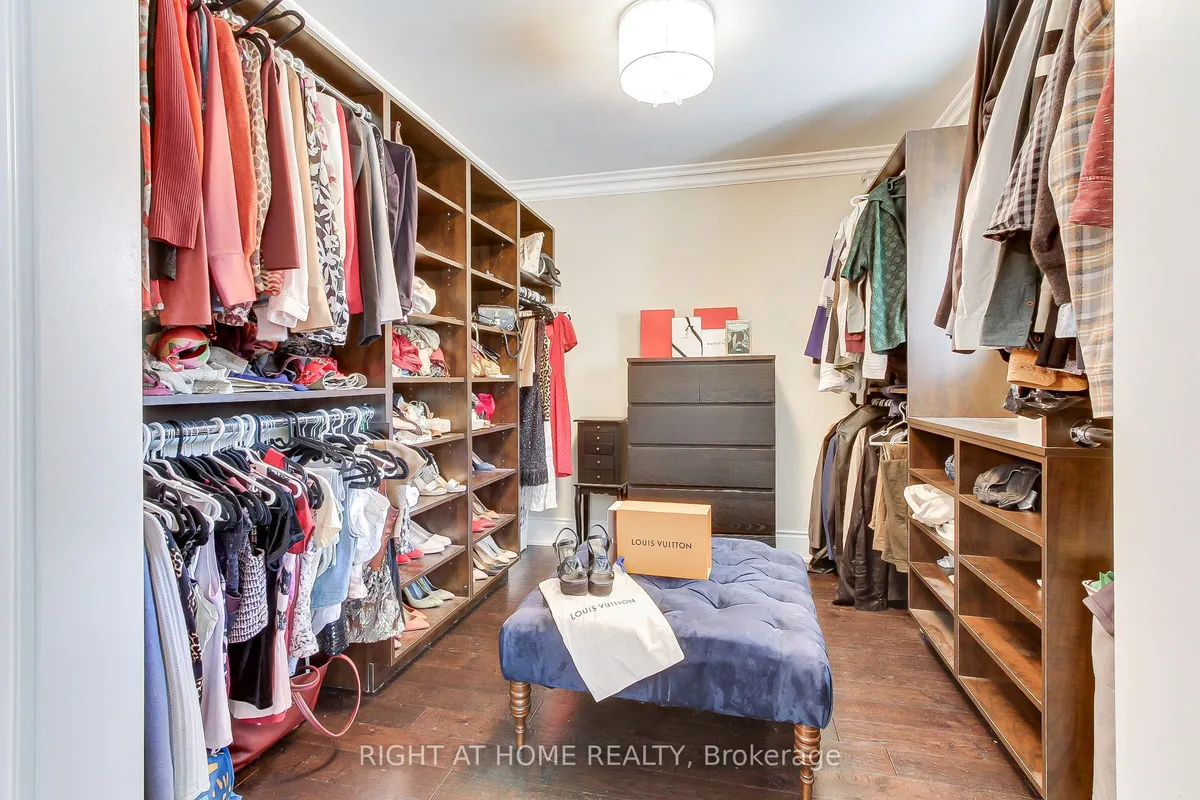 45 Pleasant Avenue, ON L9N 1A2