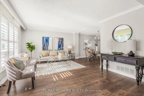 32 Sir Bedevere Place, ON L3P 2W4