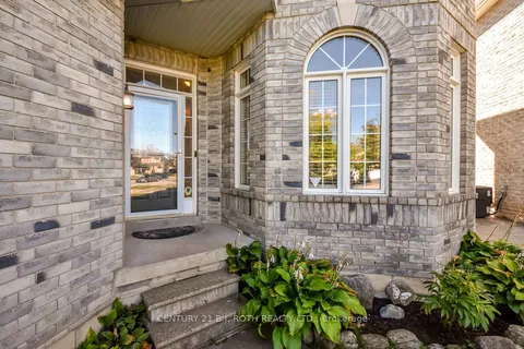 1970 Webster Boulevard, ON L9S 2A5