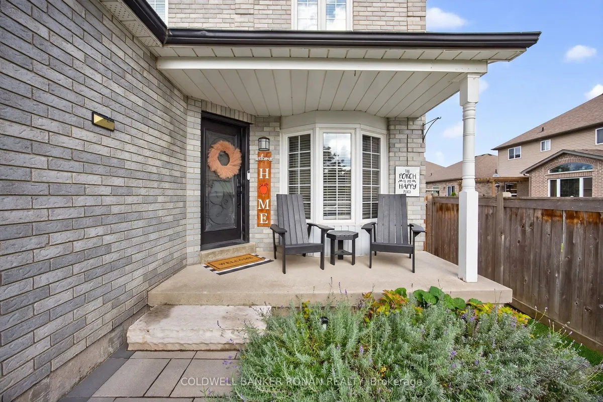 82 Oak Street, ON L9R 1P3