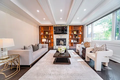 92 Lloyd Street, ON L4A 4J5