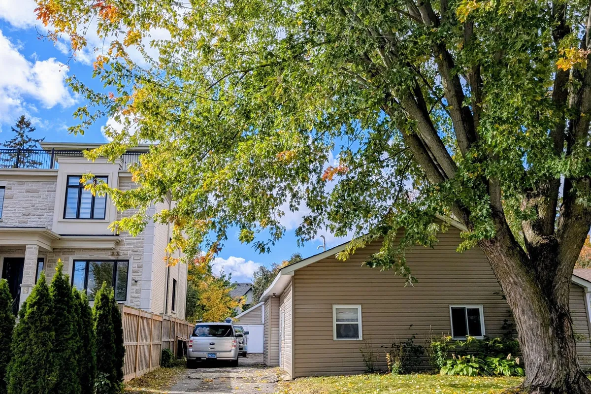 26 River Drive, ON L9N 1A6