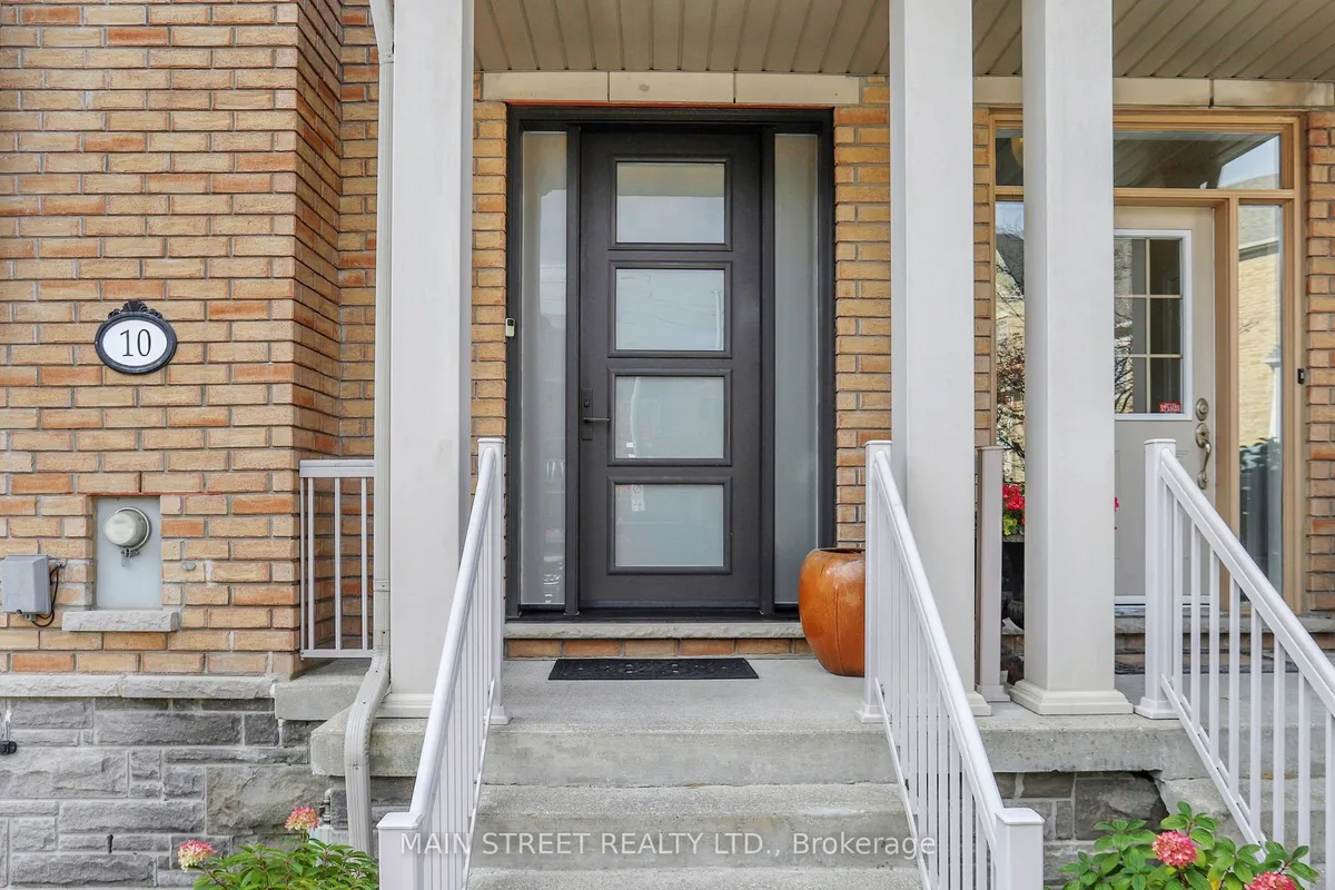 8900 Bathurst Street, ON L4J 8A7