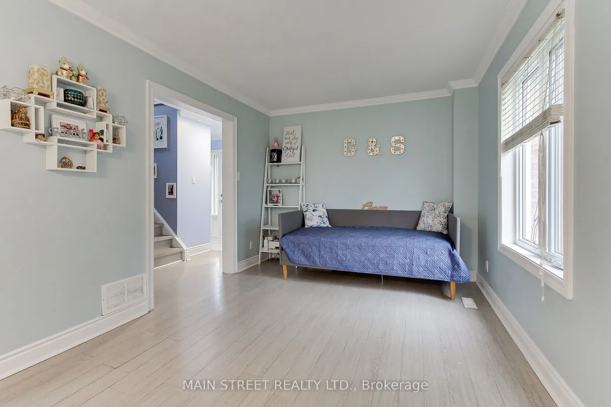 19 Natanya Boulevard, ON L4P 3R6