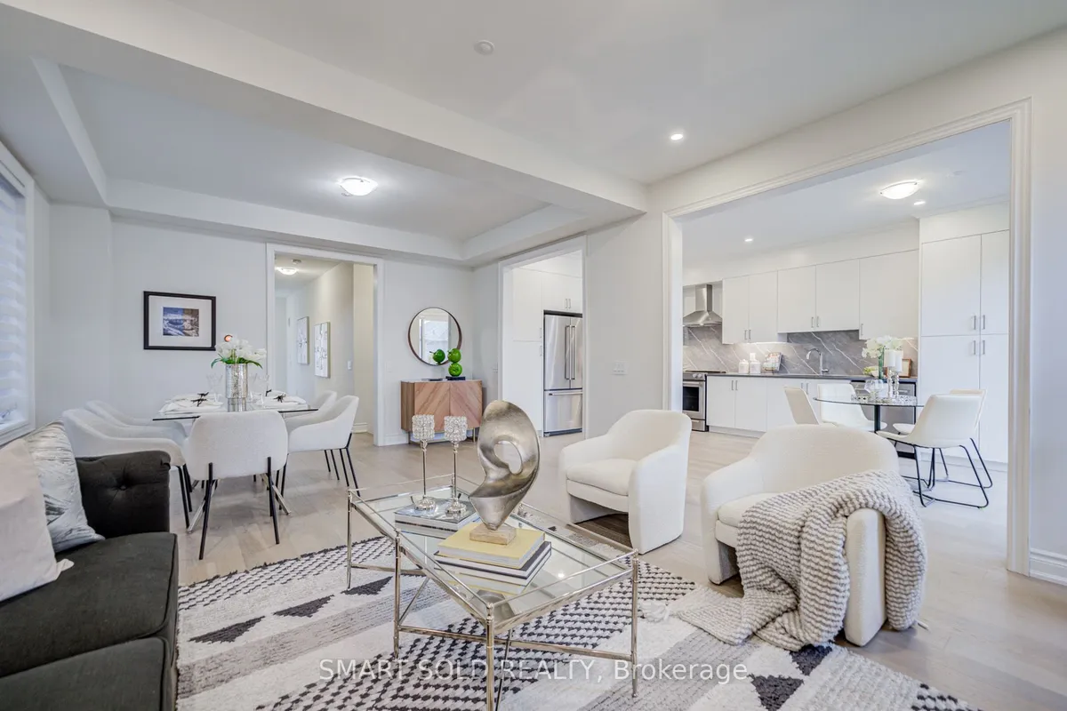 112 Carriage Shop Bend, ON L9N 0Y3