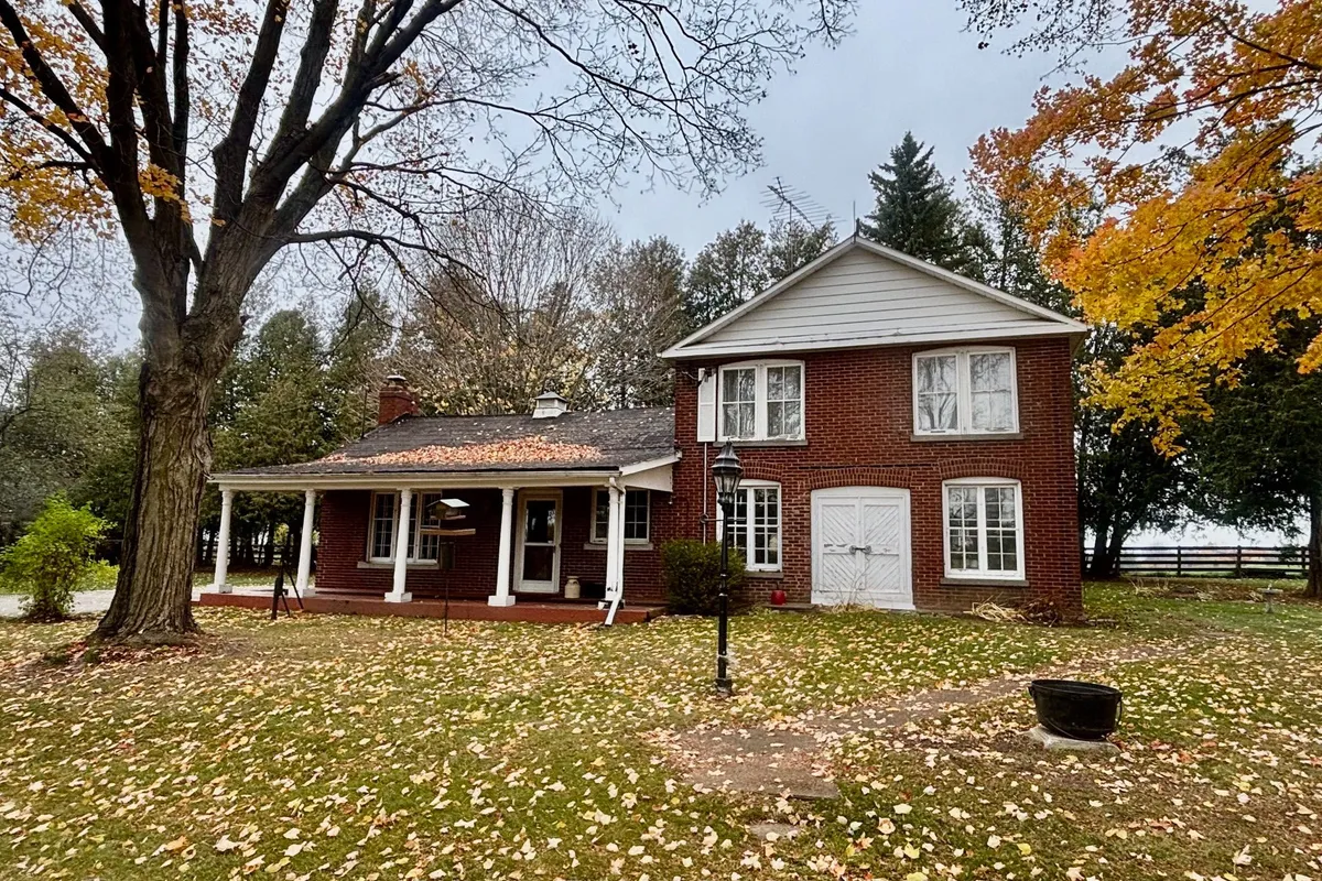 15820 Warden Avenue, ON L4A 2V6