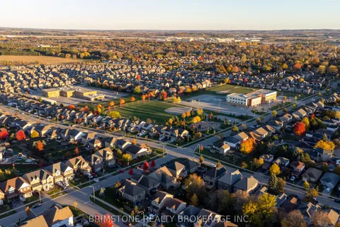 119 Gray Avenue, ON L9R 1P6