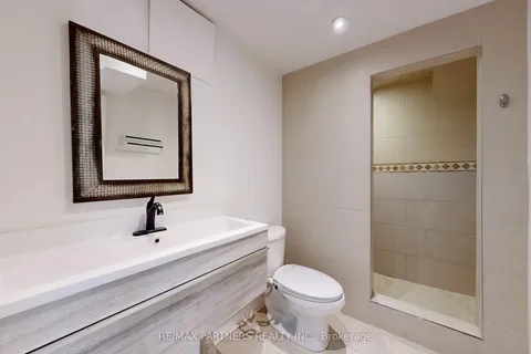 107 WORTHINGTON Avenue, ON L4E 3Z6