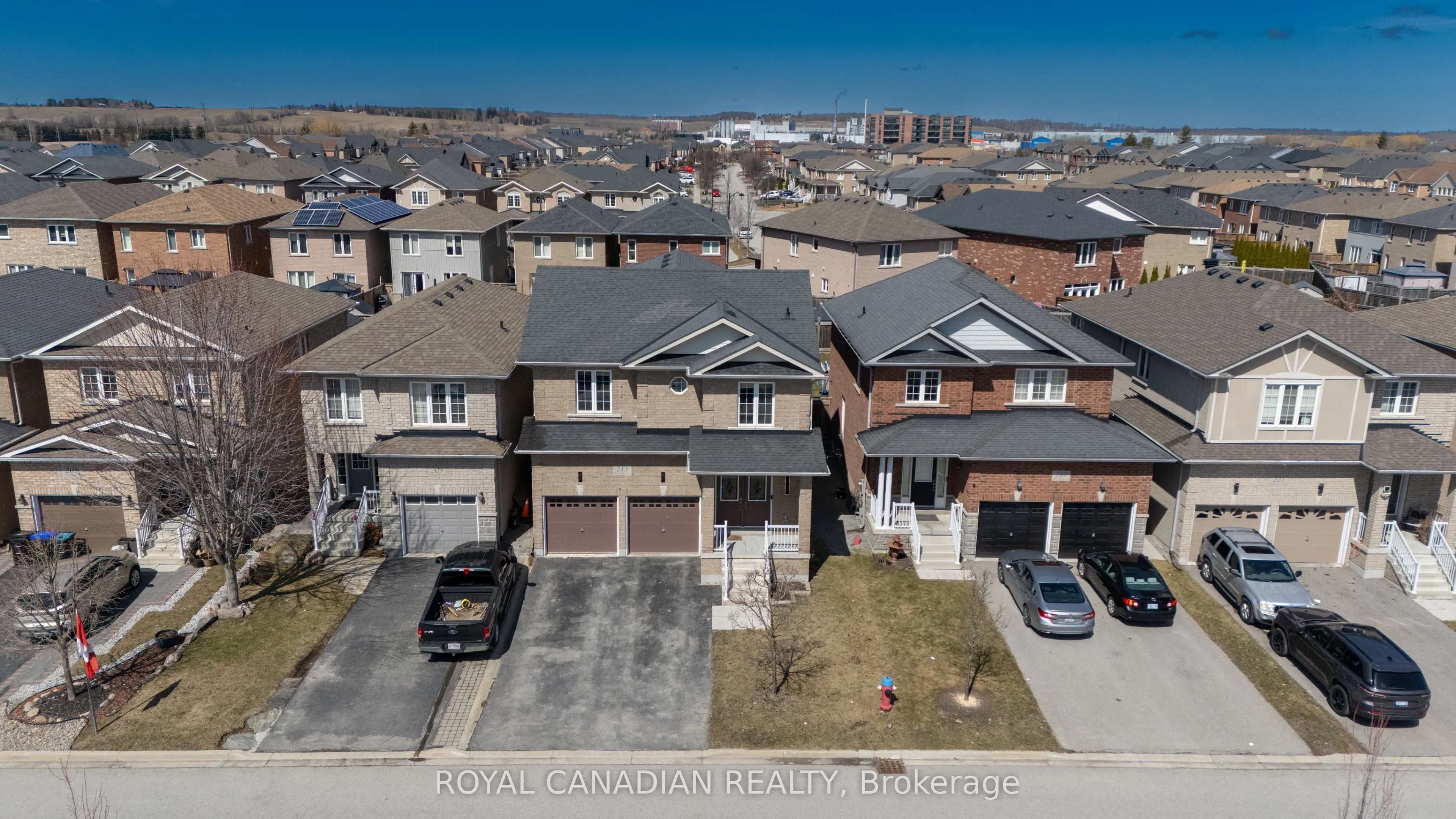 213 Richardson Crescent, ON L3Z 0R5