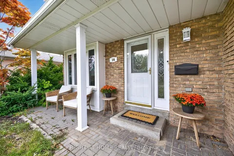 16 Mayvern Crescent, ON L4C 5J4