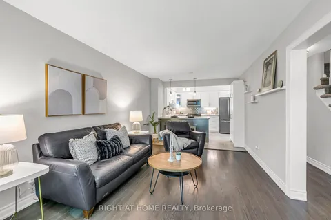 25 Castle Rock Drive, ON L4C 5A3