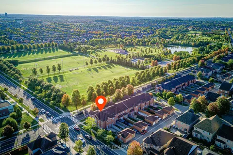 496 The Bridle Walk, ON L6C 2Y3