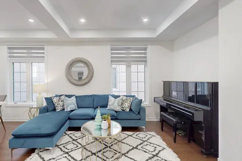 62 Kentledge Avenue, ON L9N 0V9