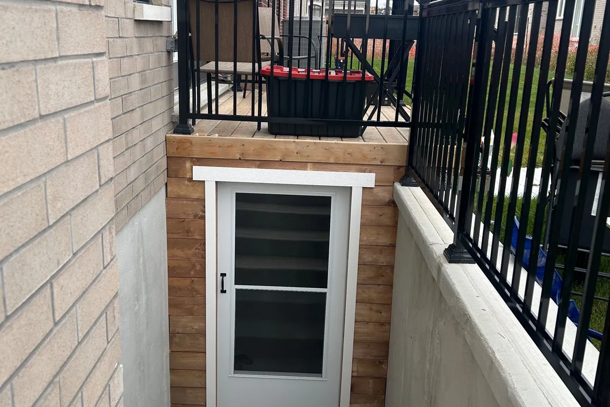 9 Backhouse Drive, ON L4E 1M8